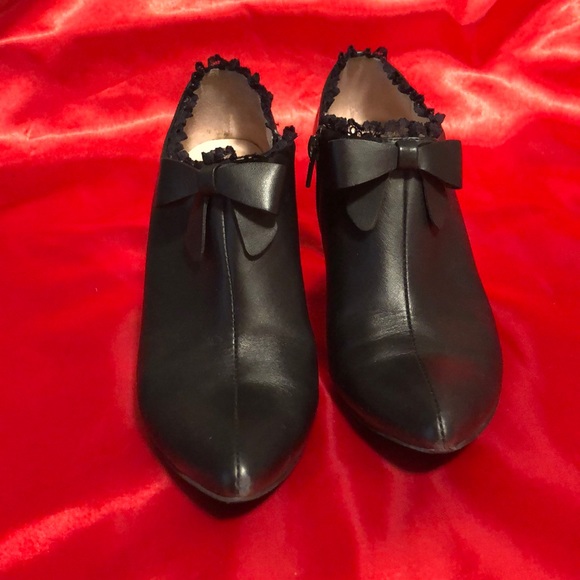 Black heels - Picture 2 of 7